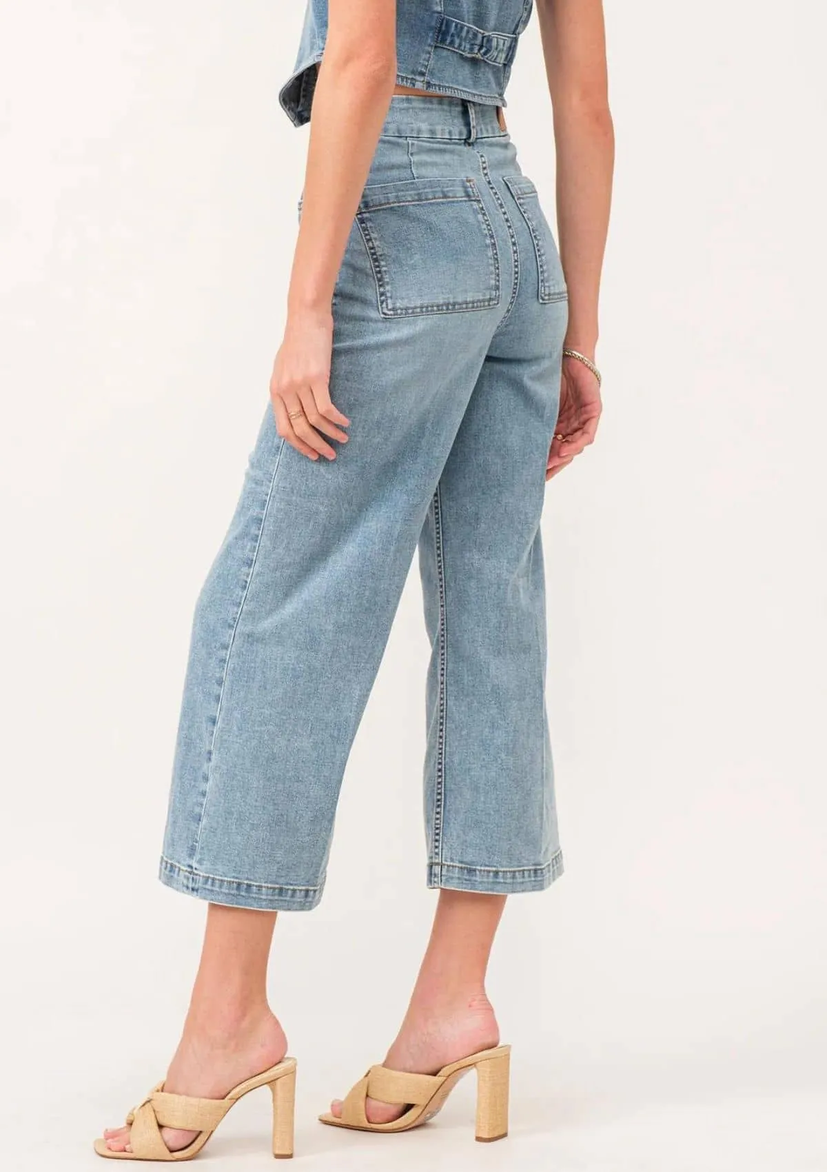 Audrey Super High Rise Cropped Jeans - Shelby Chambray