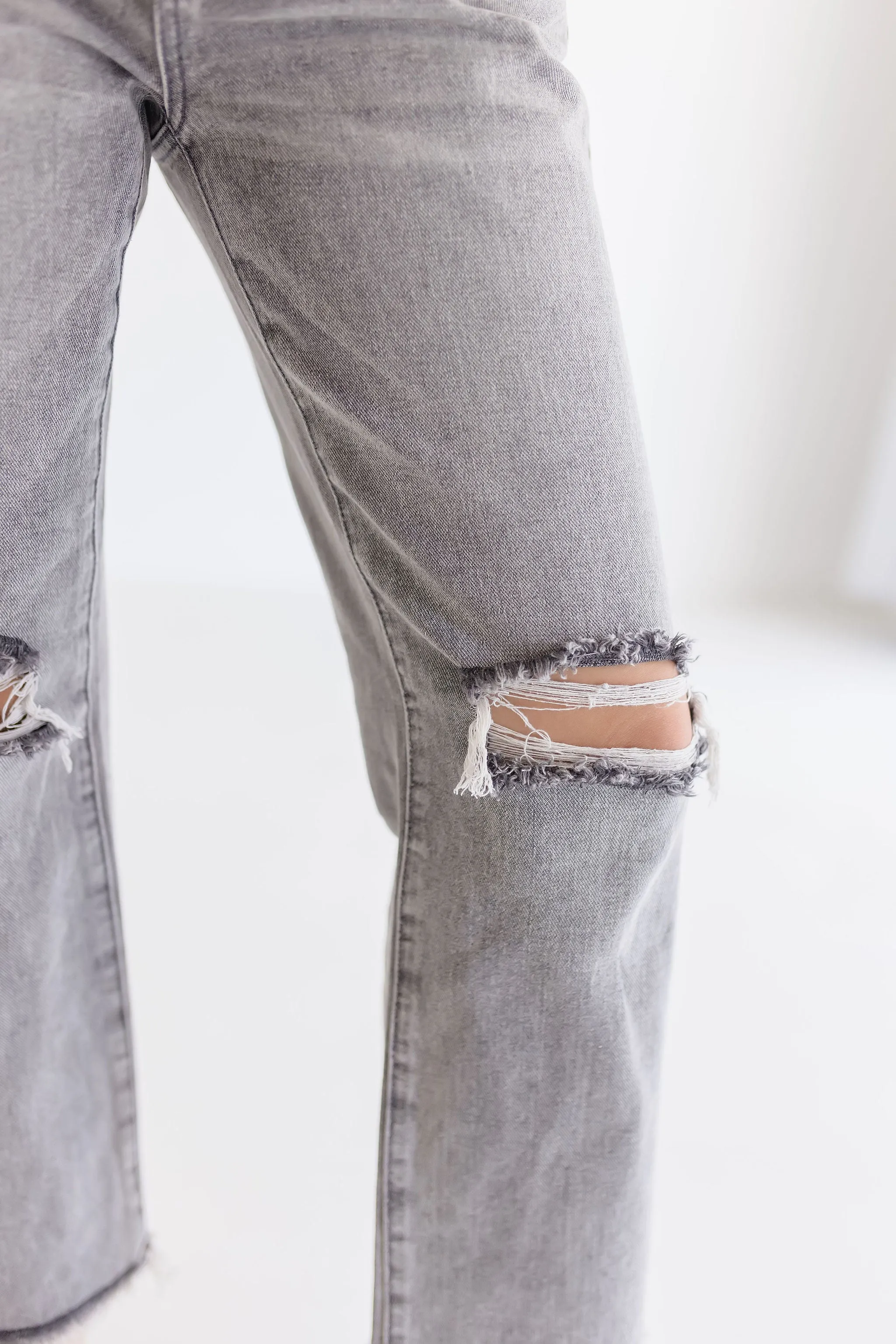 Caroline High Rise Distressed Jeans Grey