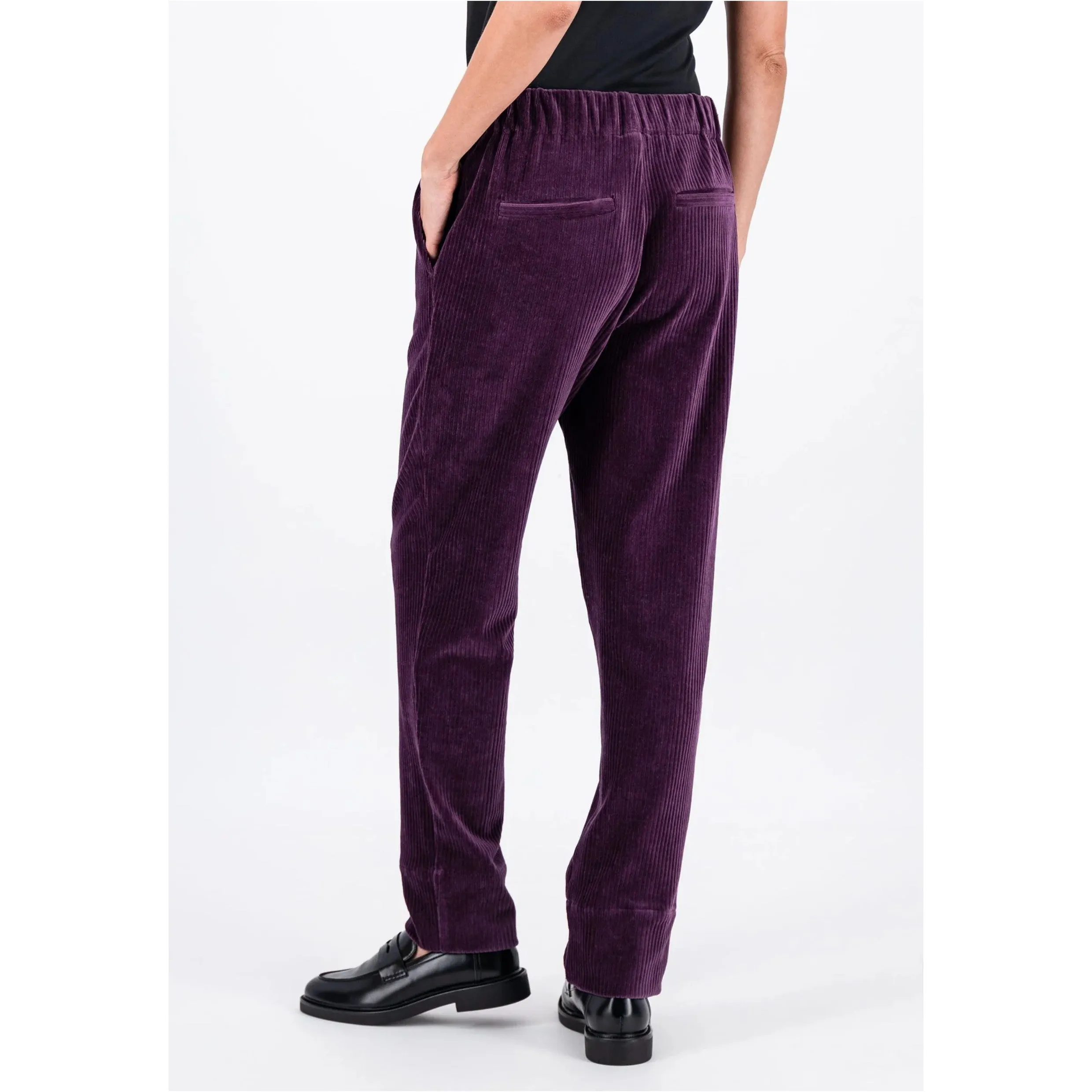 Fynch-Hatton Corduroy Jogger in Modern Plum 24144002