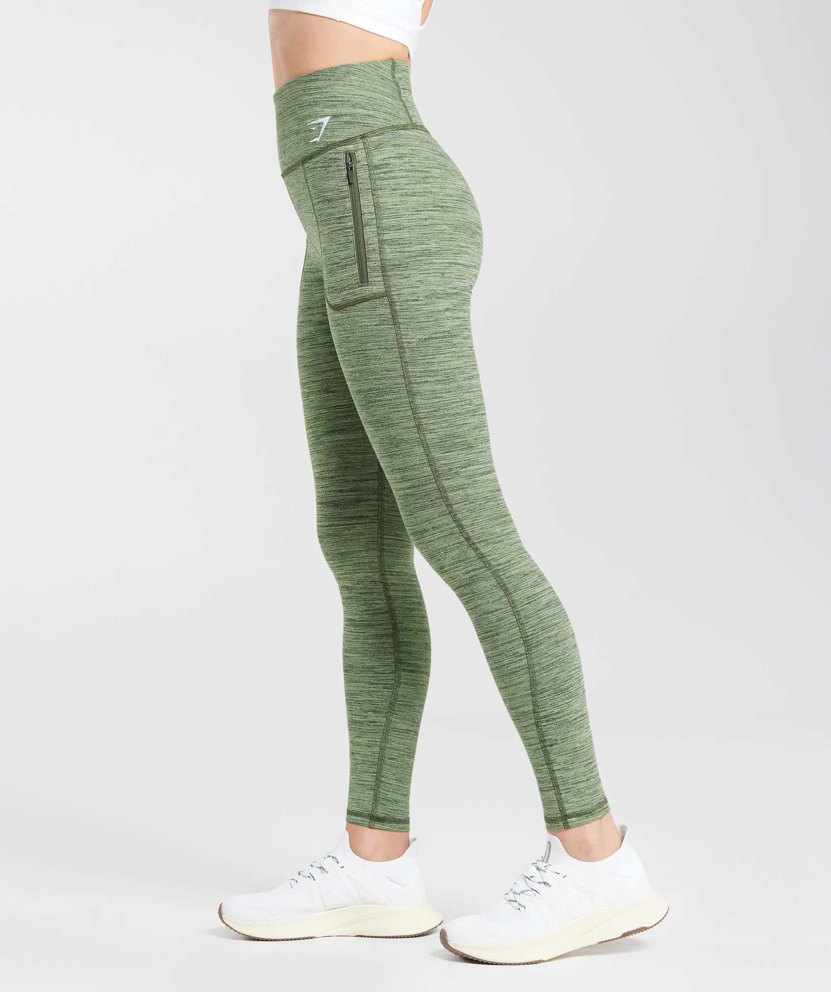 Gymshark Fleece Lined Pocket Leggings - Winter Olive/Light Sage Green