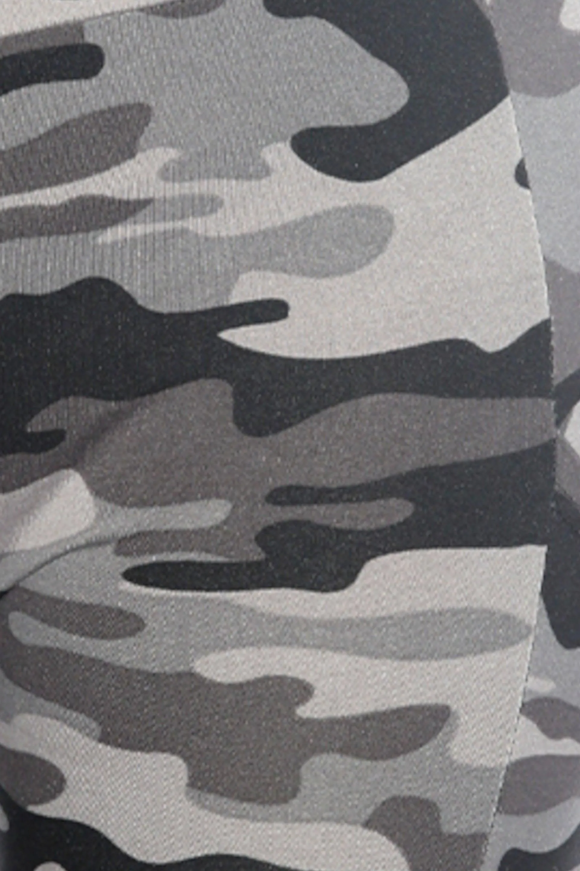 High Waist Fleece Lined Leggings With Side Pockets - Black & Gray Camo