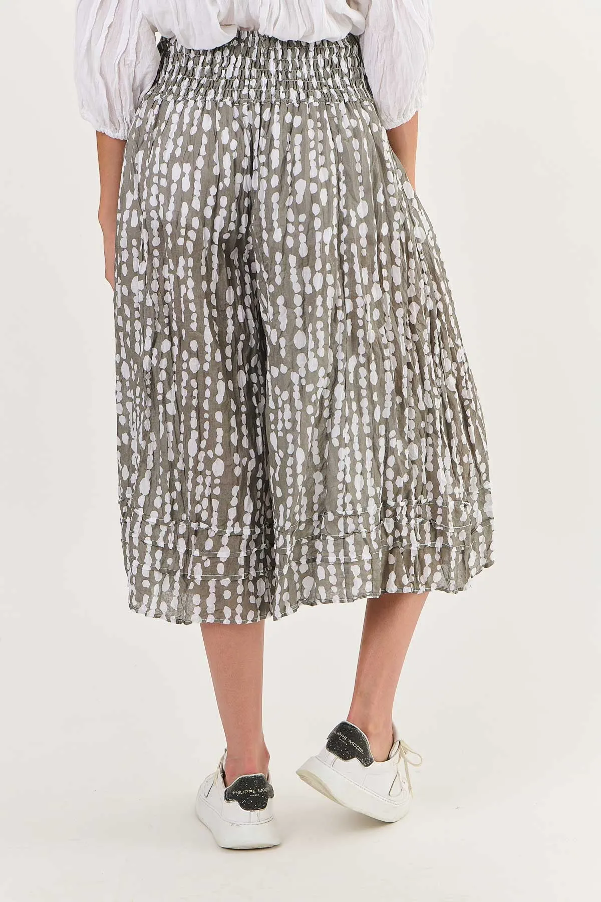 O28 Cropped Culottes in Caviar Pearl